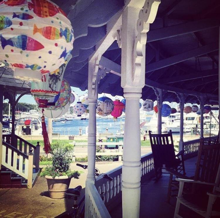 The Attleboro House Hotel Oak Bluffs Ngoại thất bức ảnh